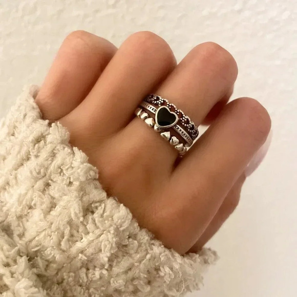 925 Sterling Silver Black Heart Minimalist Ring Vintage Boho Stackable Ring Band - Picture 3 of 7